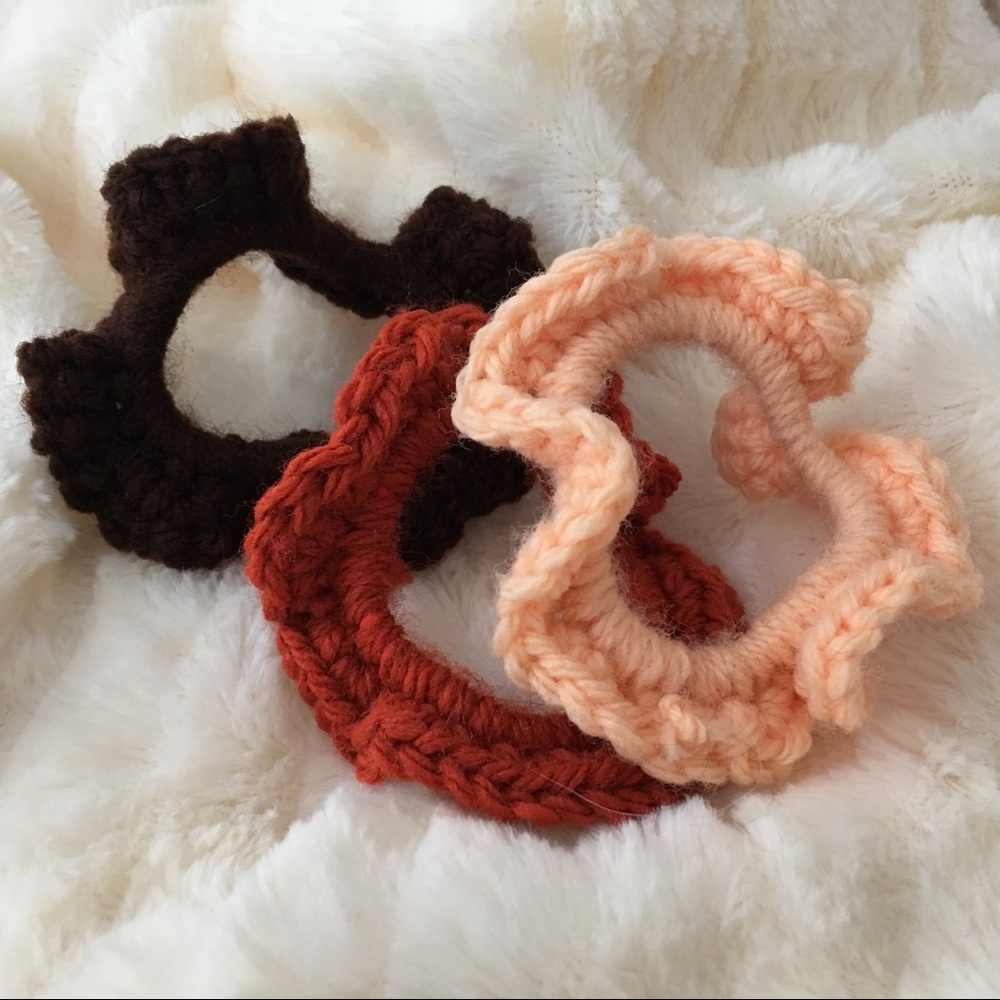 Handmade crochet hair scrunchie bundle (3)